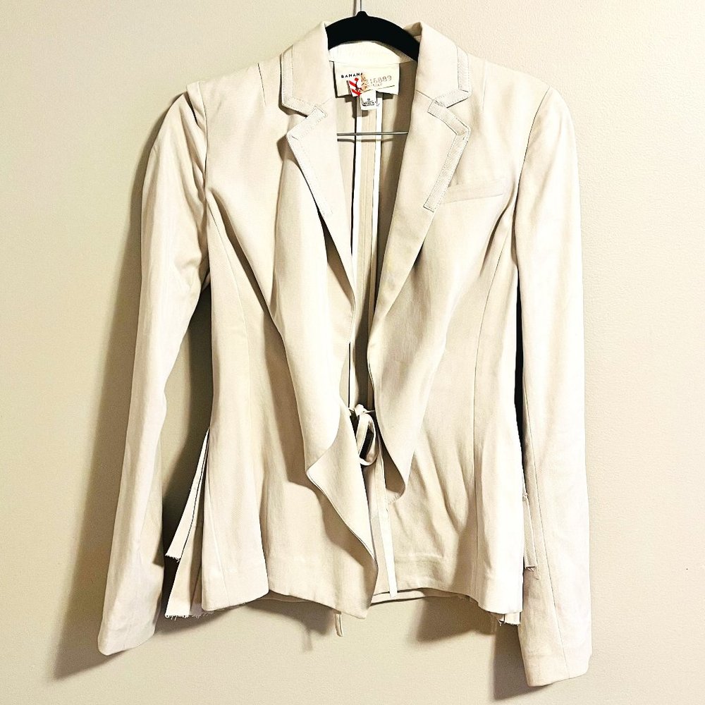 Banana Republic Soft Light Off-white Blazer Jacket with Pleated Details